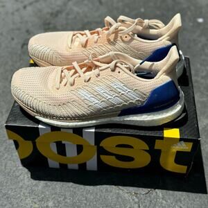 Adidas Women's Size 8.5 Solar Boost ST 19 Women Linen/Royal New In Box